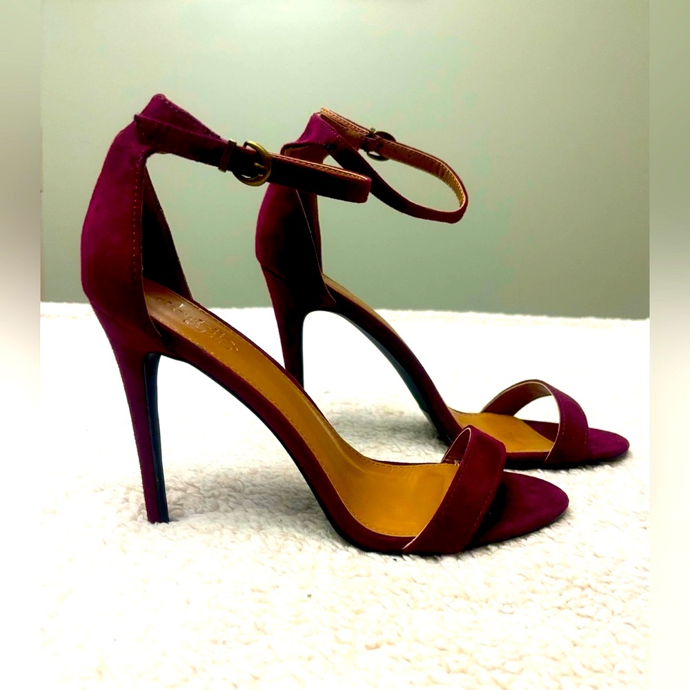 Charlotte Russe Rebekah Shoes Burgundy Faux Suede Ankle Strap Stiletto Size 9